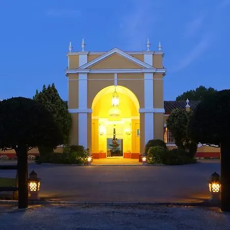 Hotel Hacienda Montenmedio